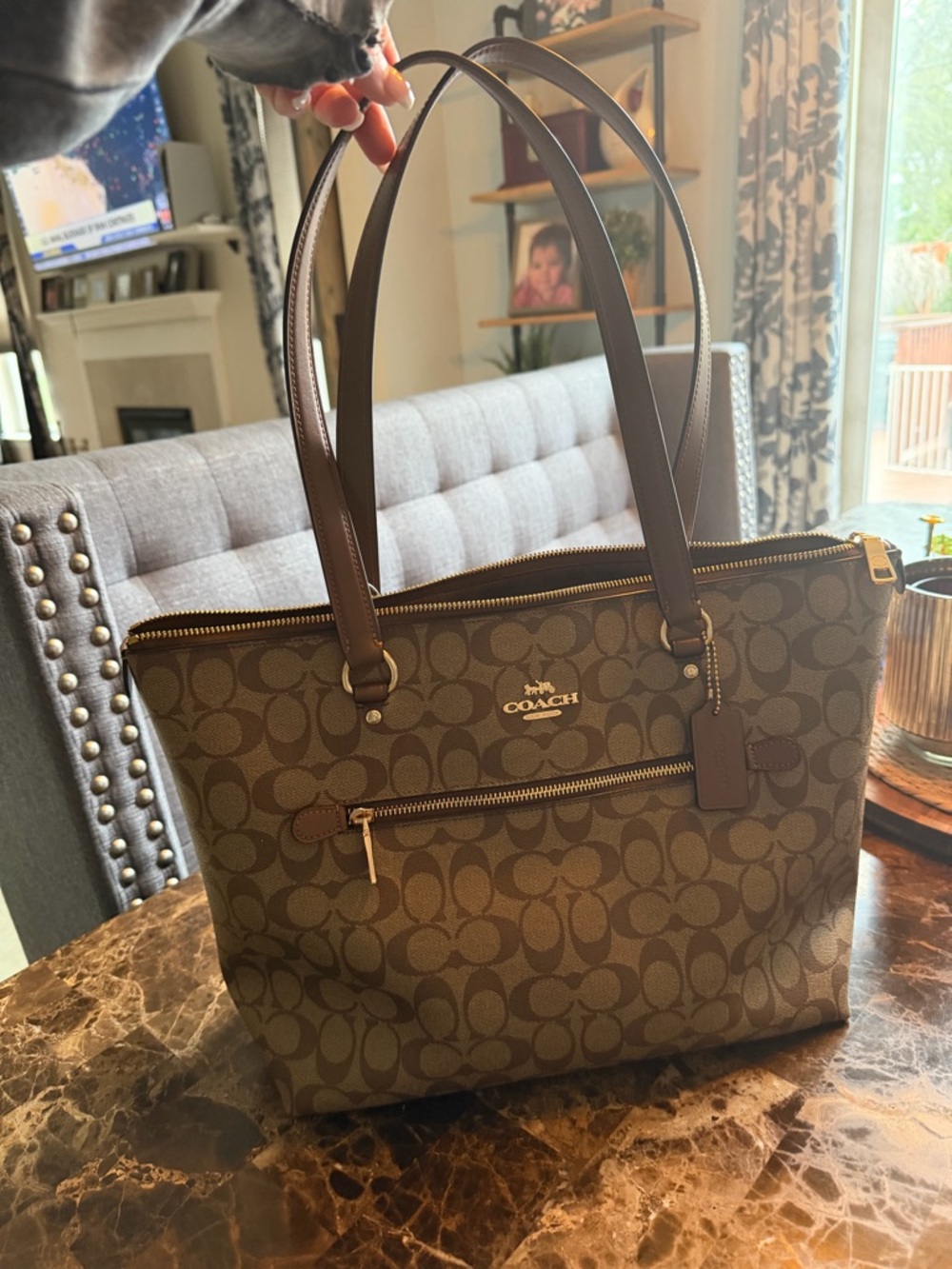 Authentic Coach Signature gallery Canvas Tote Bag in Brown F79609 - Picture 8 of 9